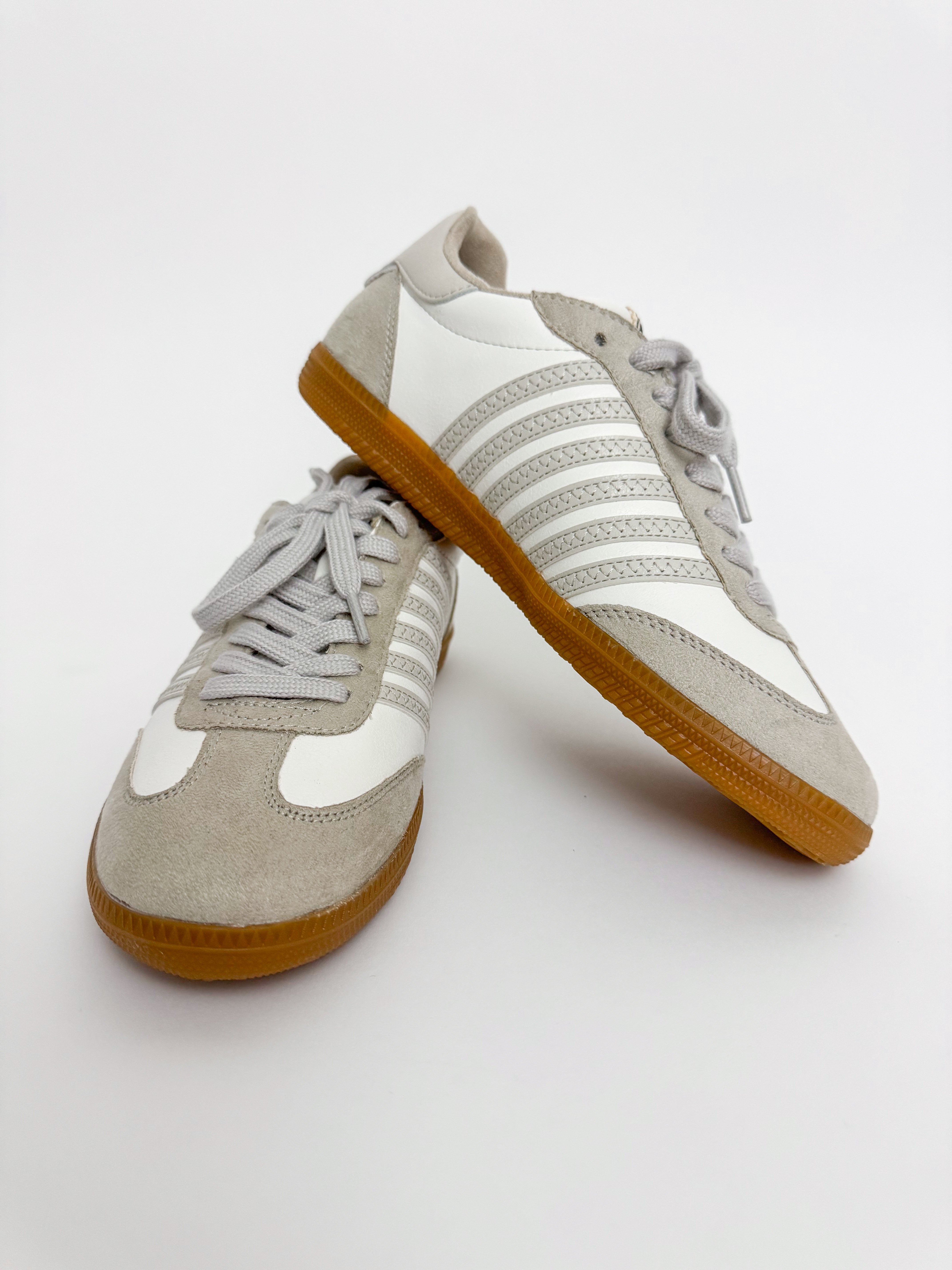 Stevie Sneaker