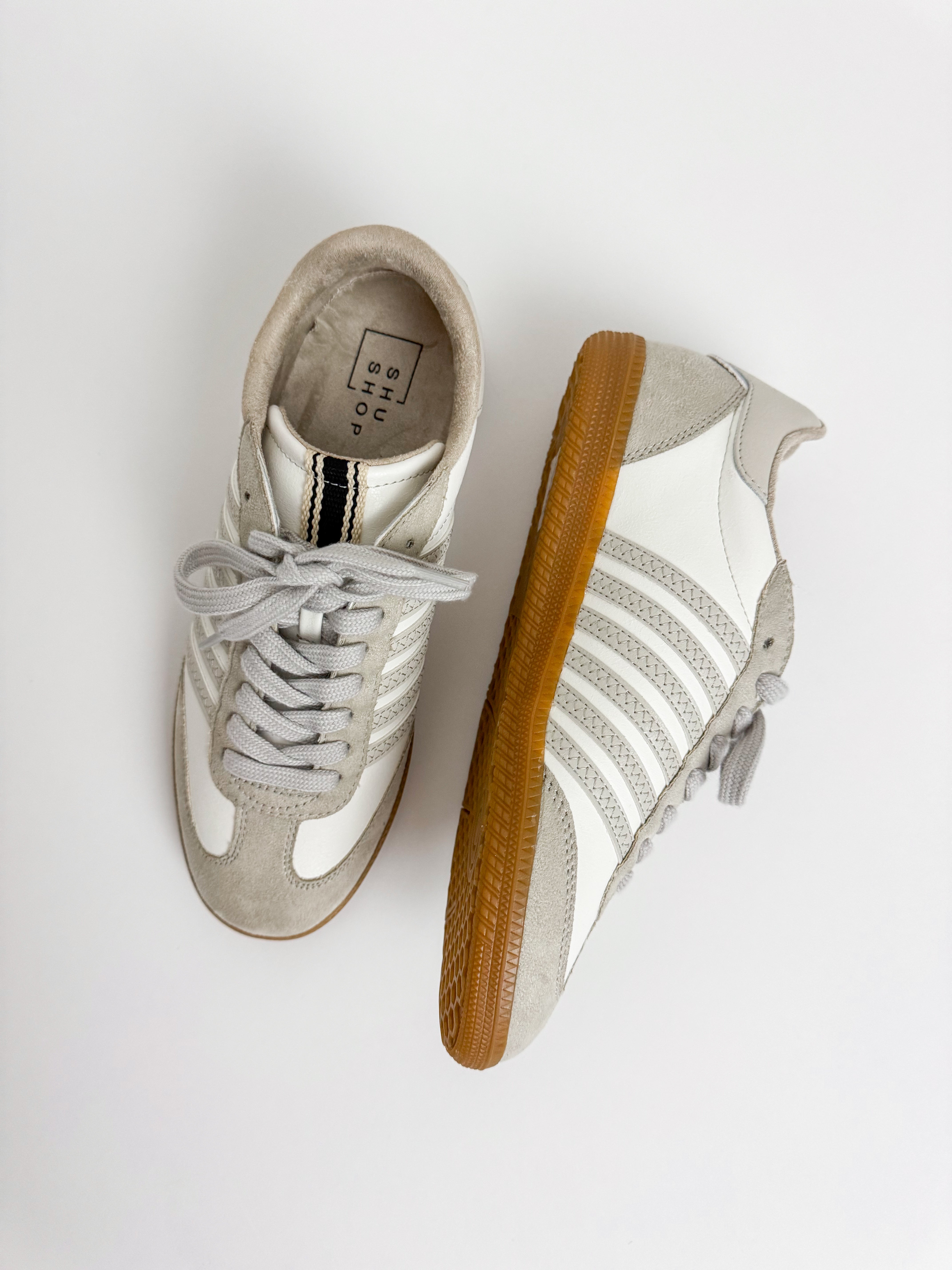 Stevie Sneaker