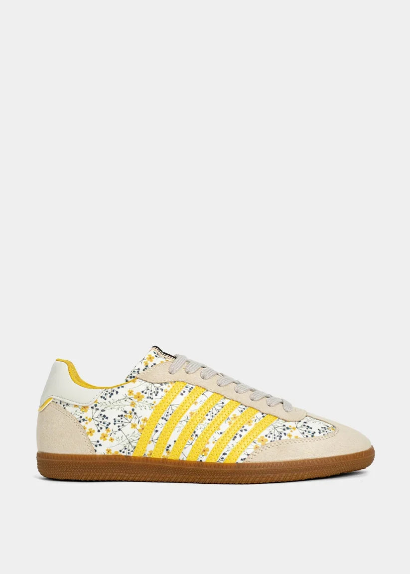 Stevie Sneaker